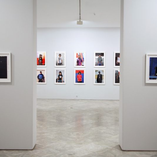 Exposición "Miguel Trillo. Identidades". Centro Andaluz de Arte Contemporáneo (CAAC). Sevilla abril-julio 2009.
